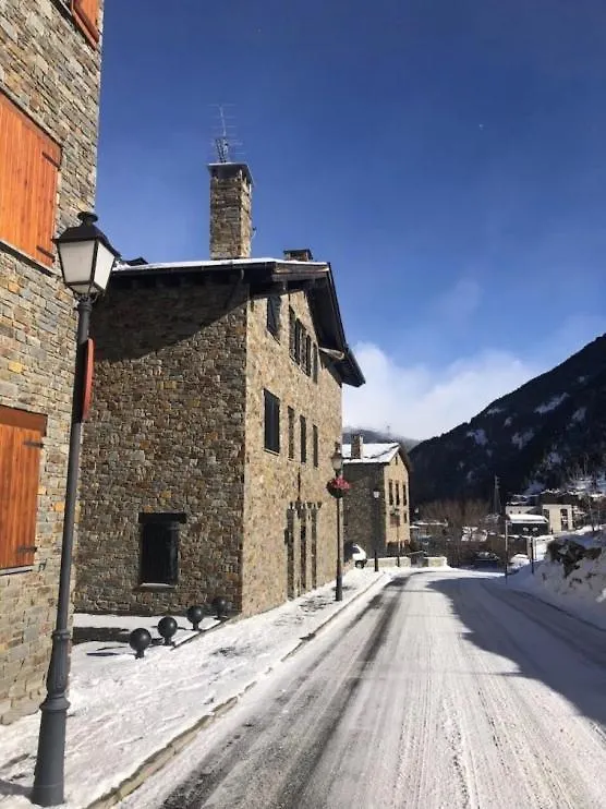 Cases De Canillo-Casa Sant Joan De Caselles Hut1-7955 0*, Canillo