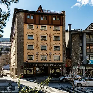 Plaza & Wellness Отель